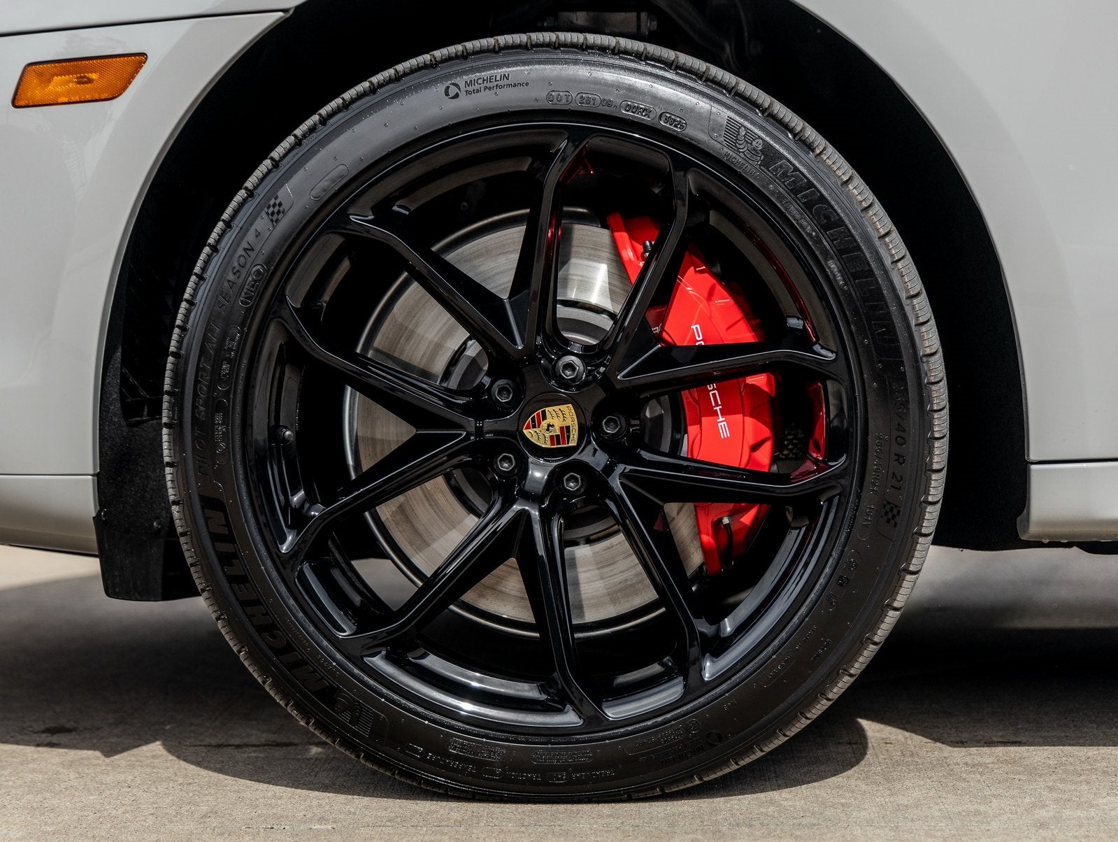 2026 Porsche Macan Macan GTS