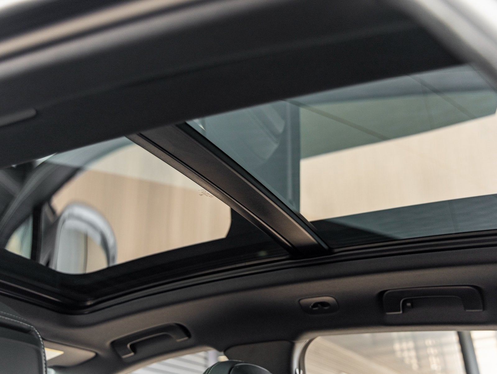 2026 Porsche Macan Macan GTS