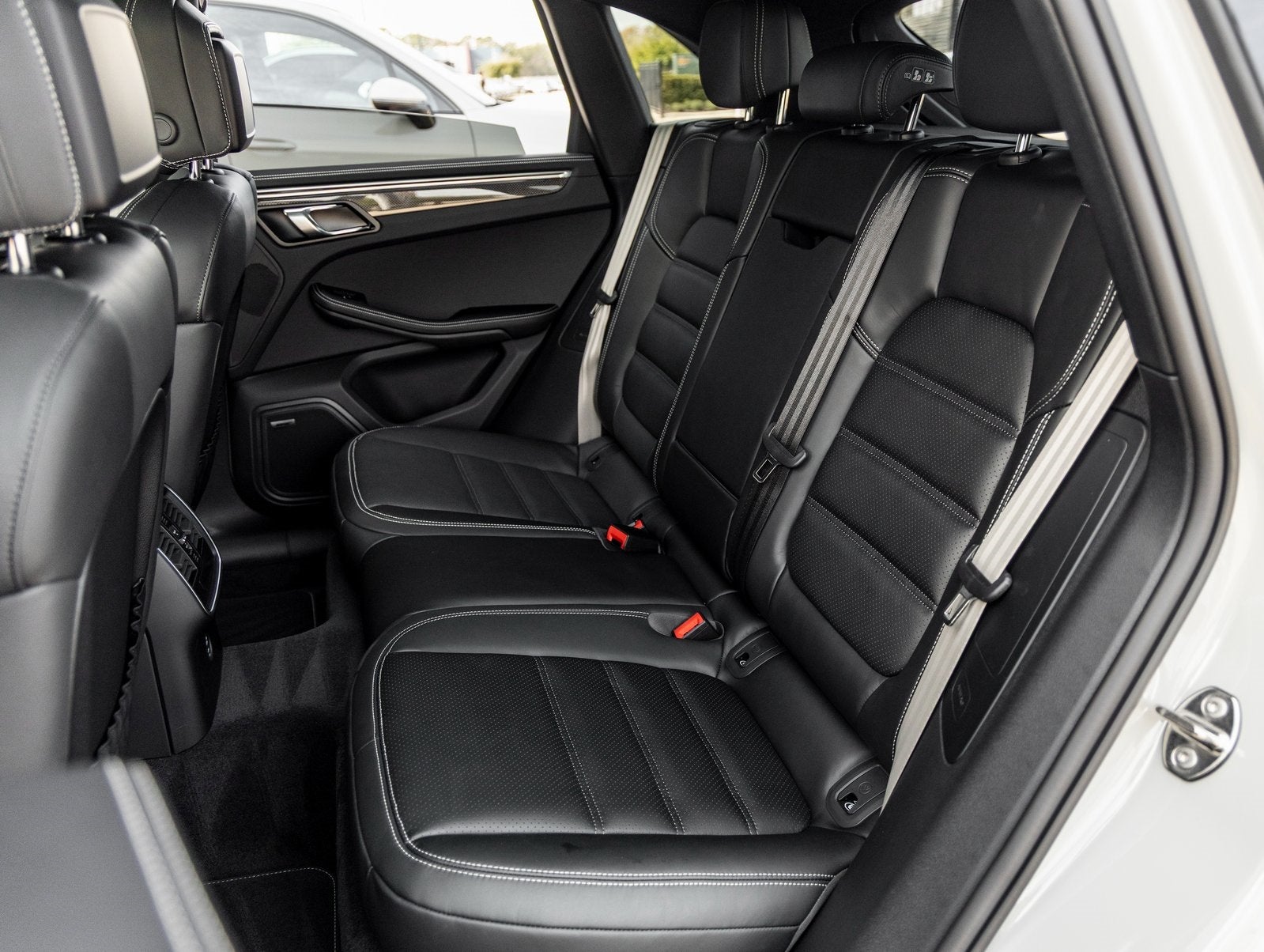 2026 Porsche Macan Macan GTS