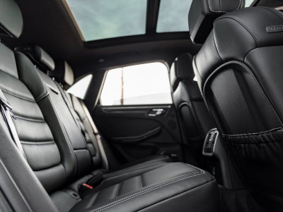 2026 Porsche Macan Macan GTS