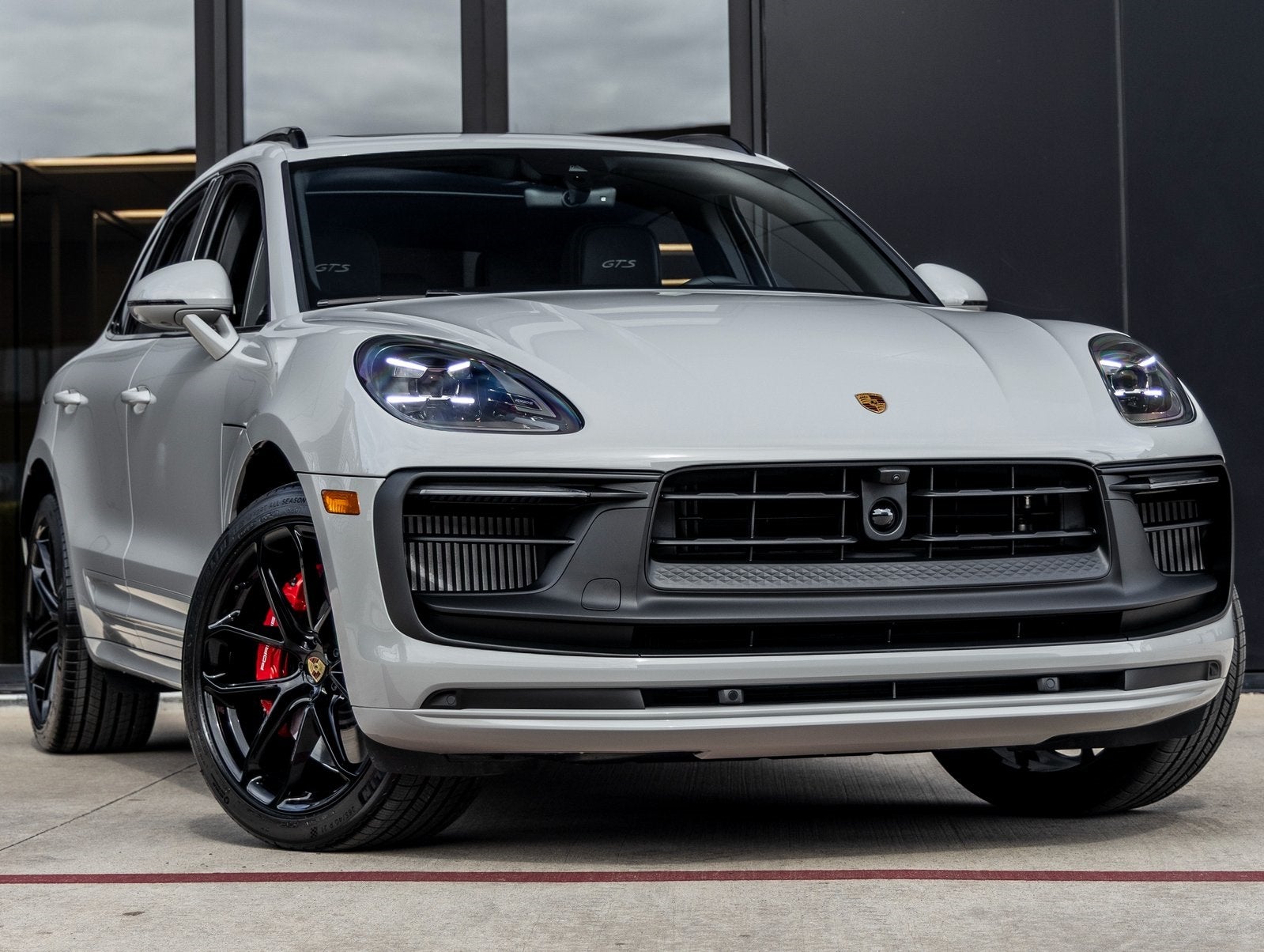 2026 Porsche Macan Macan GTS