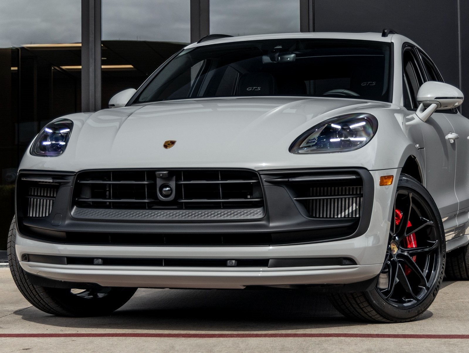 2026 Porsche Macan Macan GTS