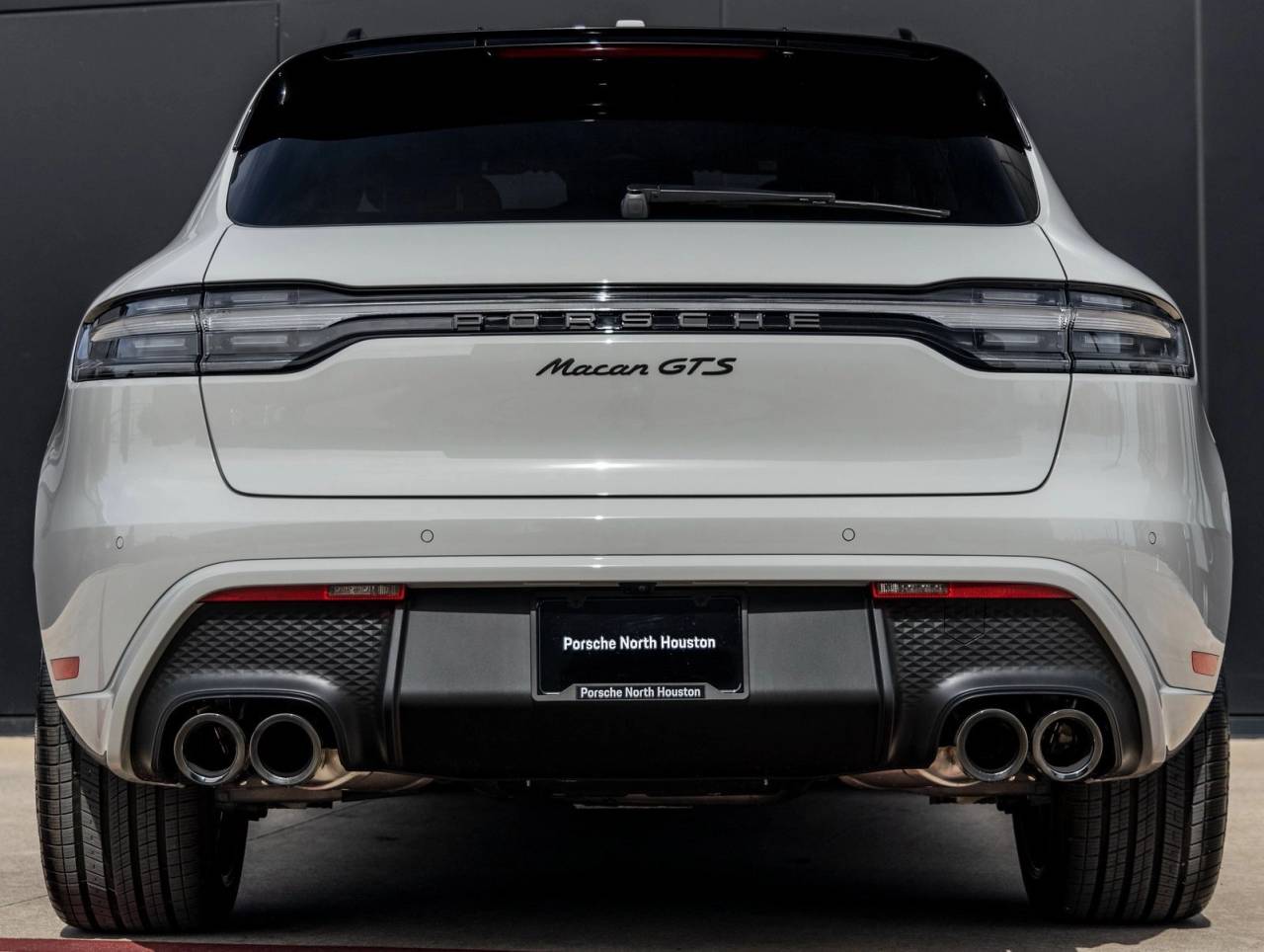 2026 Porsche Macan Macan GTS
