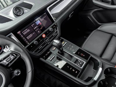 2026 Porsche Macan Macan GTS