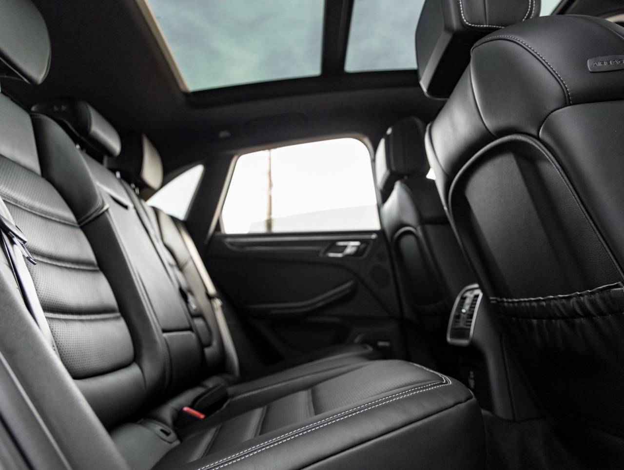 2026 Porsche Macan Macan GTS