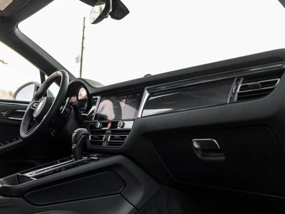 2026 Porsche Macan Macan GTS