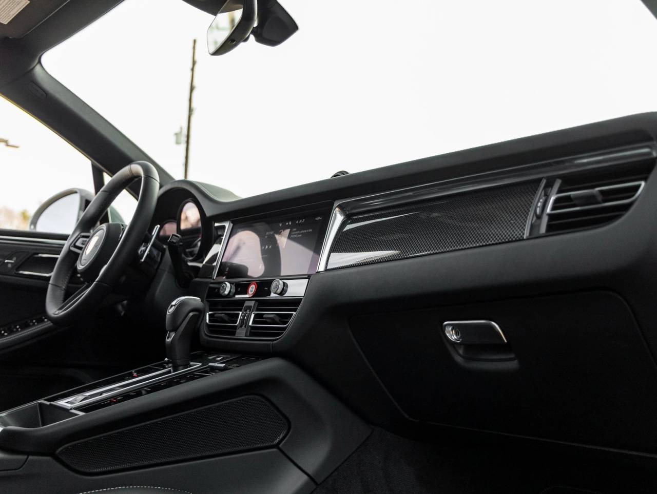 2026 Porsche Macan Macan GTS