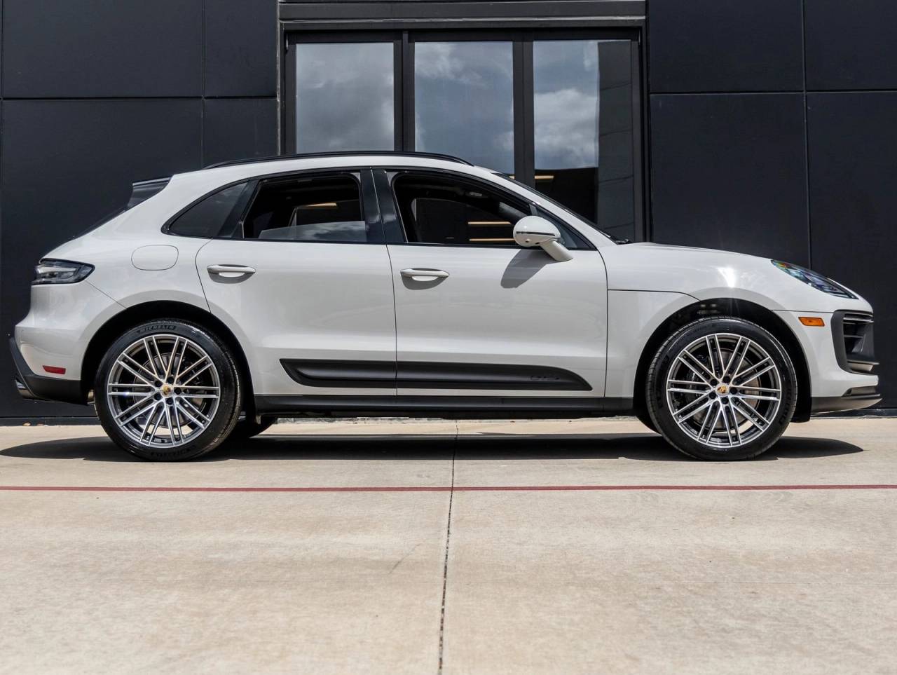 2026 Porsche Macan GTS