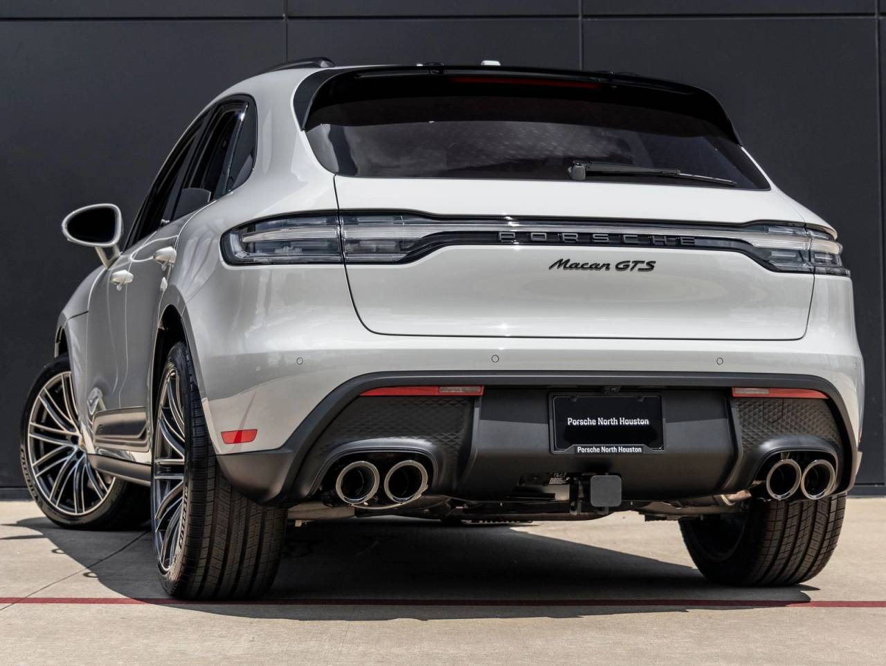 2026 Porsche Macan GTS