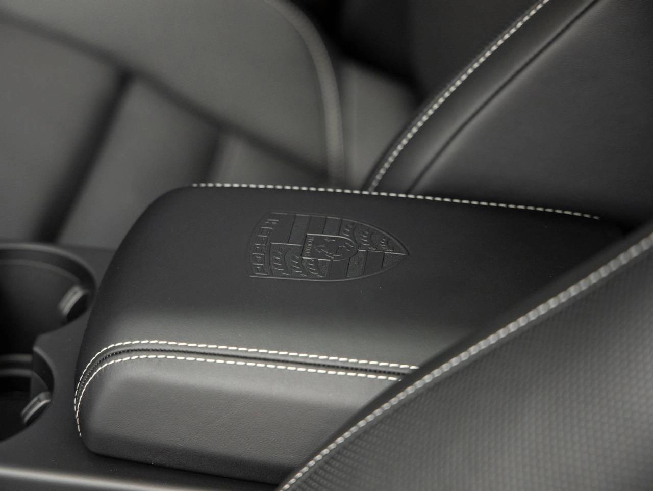 2026 Porsche Macan GTS