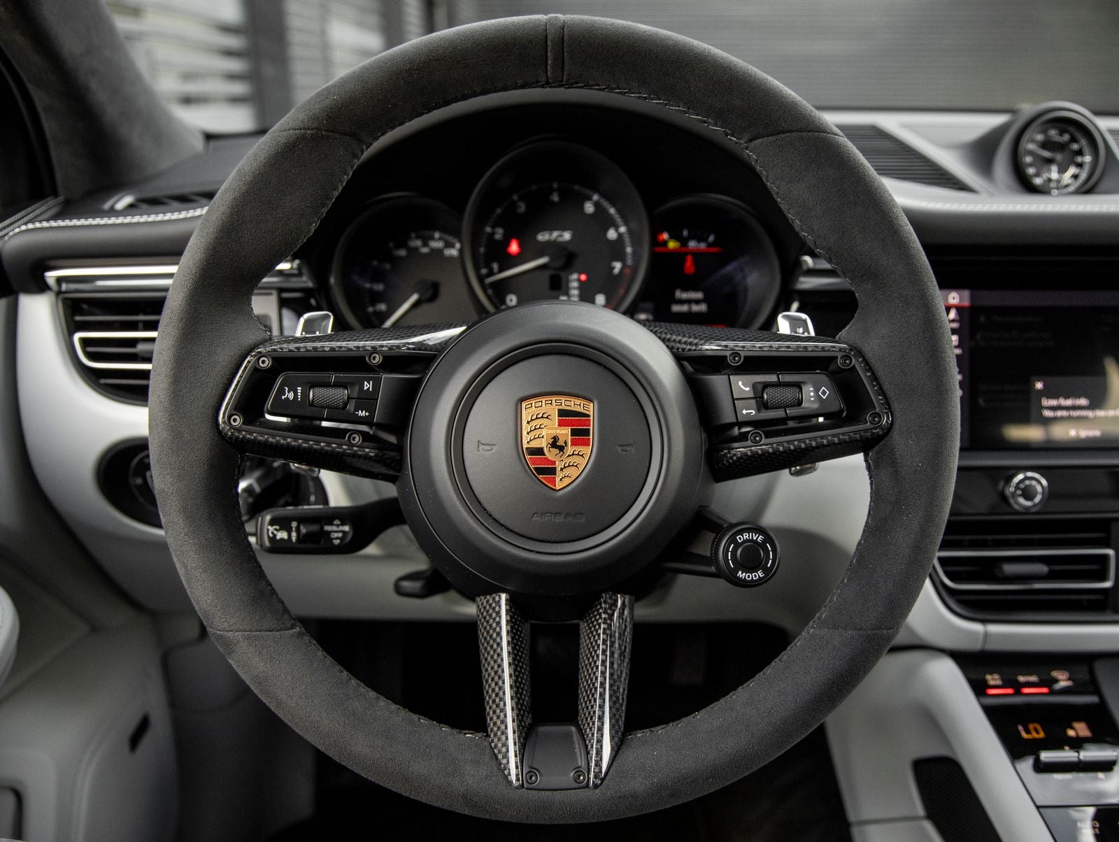 2026 Porsche Macan Macan GTS