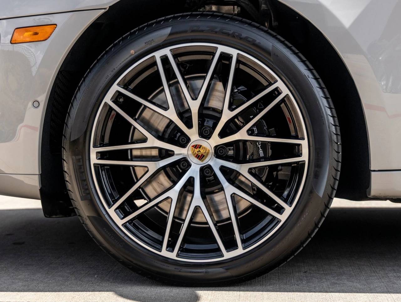 2026 Porsche Macan Macan GTS