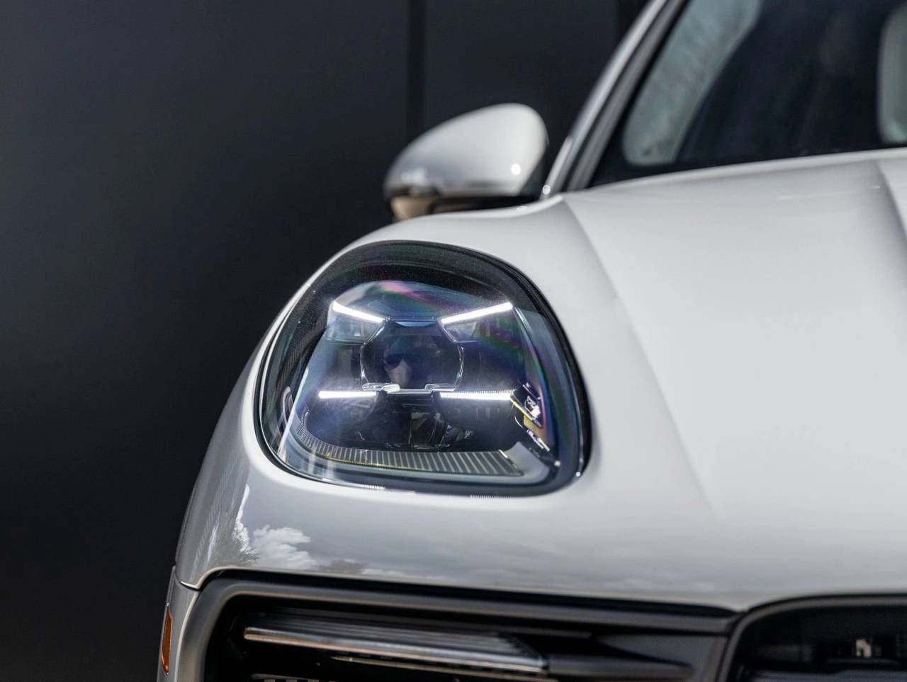 2026 Porsche Macan Macan GTS