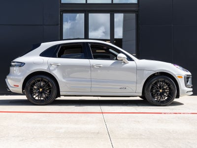 2026 Porsche Macan GTS