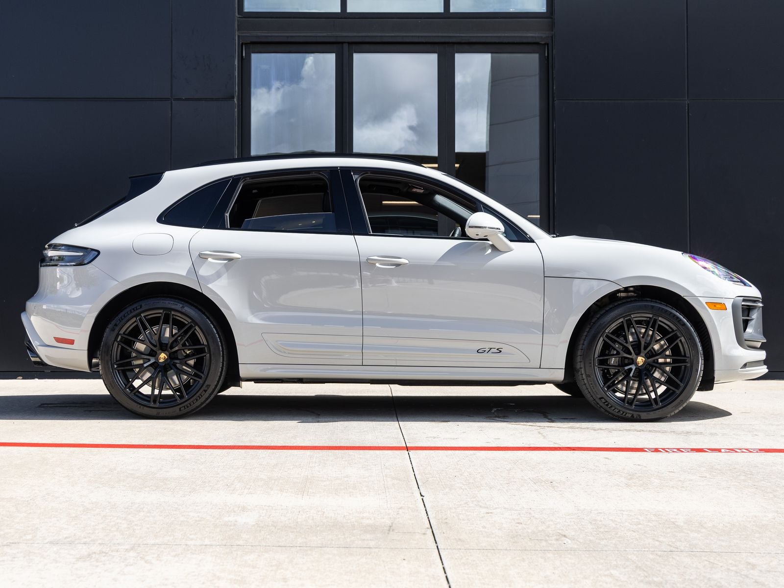2026 Porsche Macan GTS
