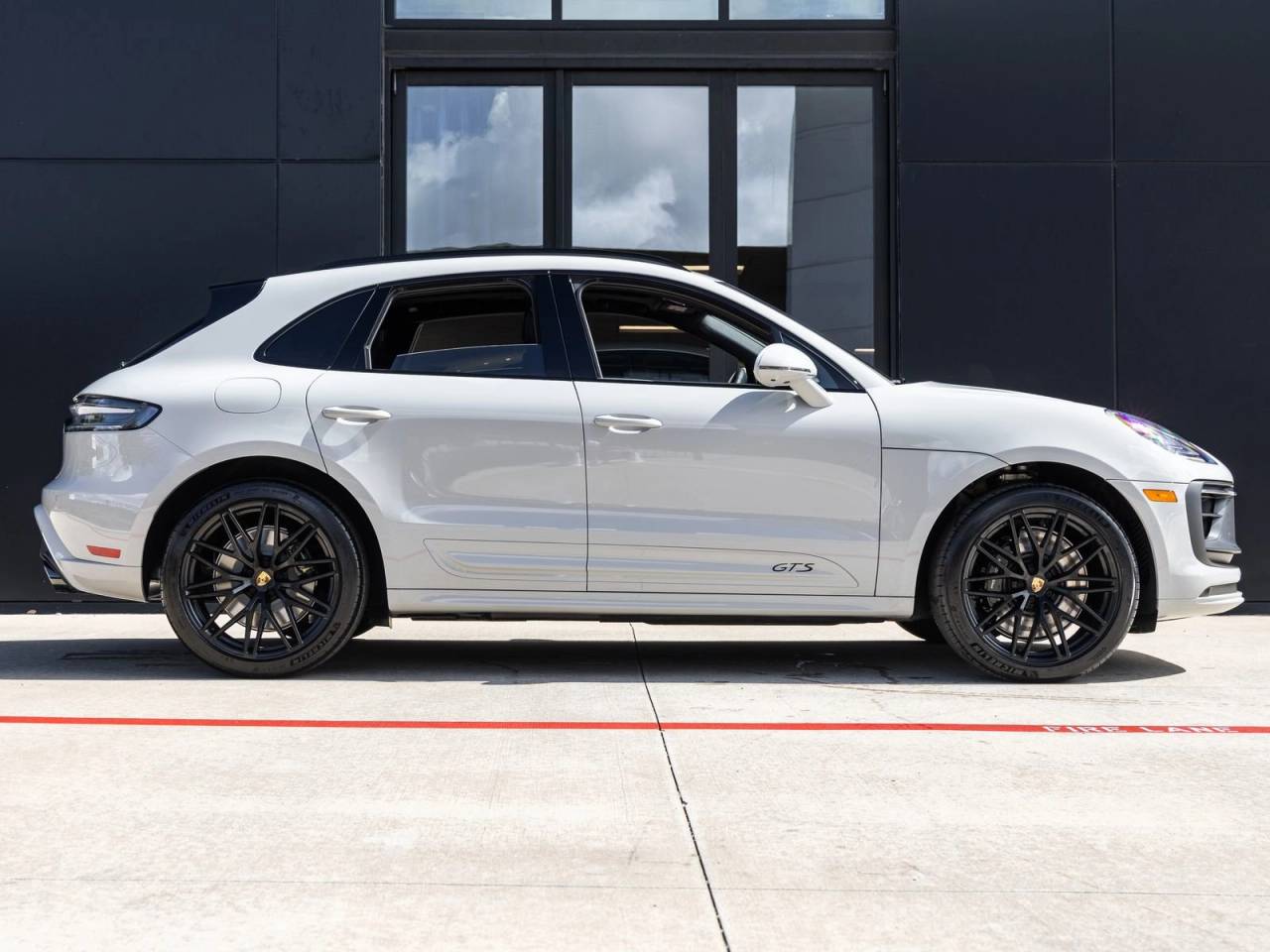 2026 Porsche Macan GTS