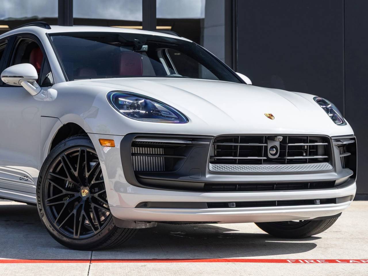 2026 Porsche Macan GTS