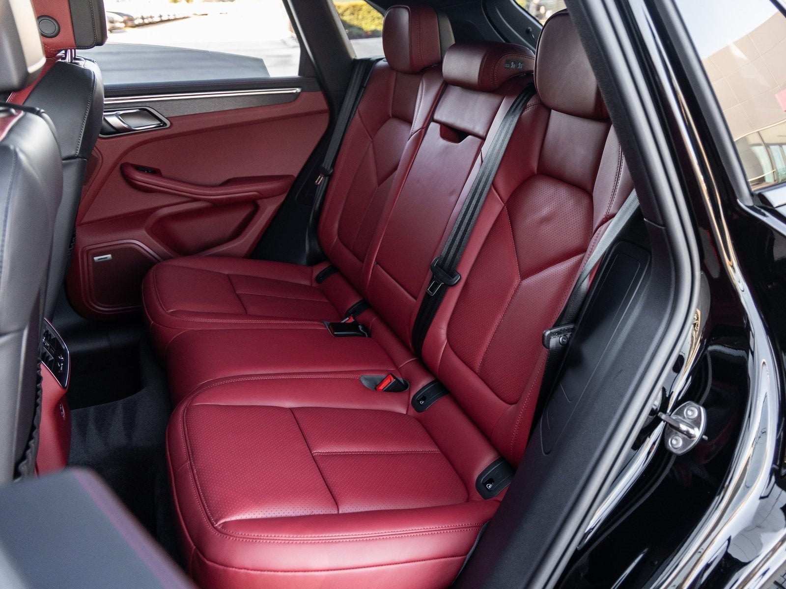 2026 Porsche Macan Macan GTS