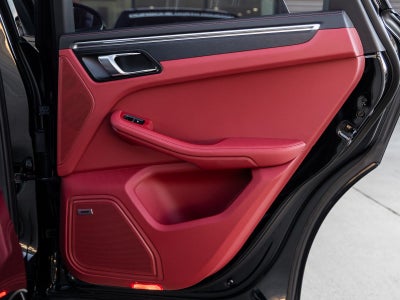 2026 Porsche Macan Macan GTS