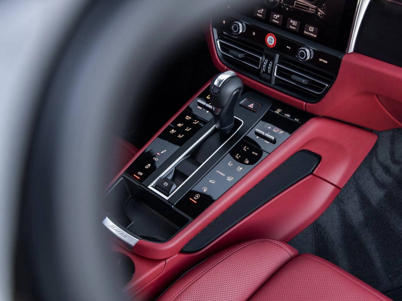 2026 Porsche Macan Macan GTS