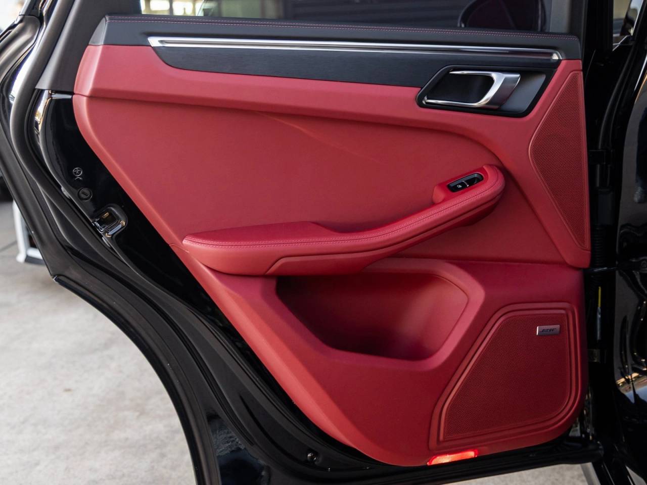 2026 Porsche Macan Macan GTS