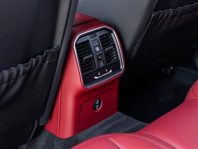 2026 Porsche Macan Macan GTS