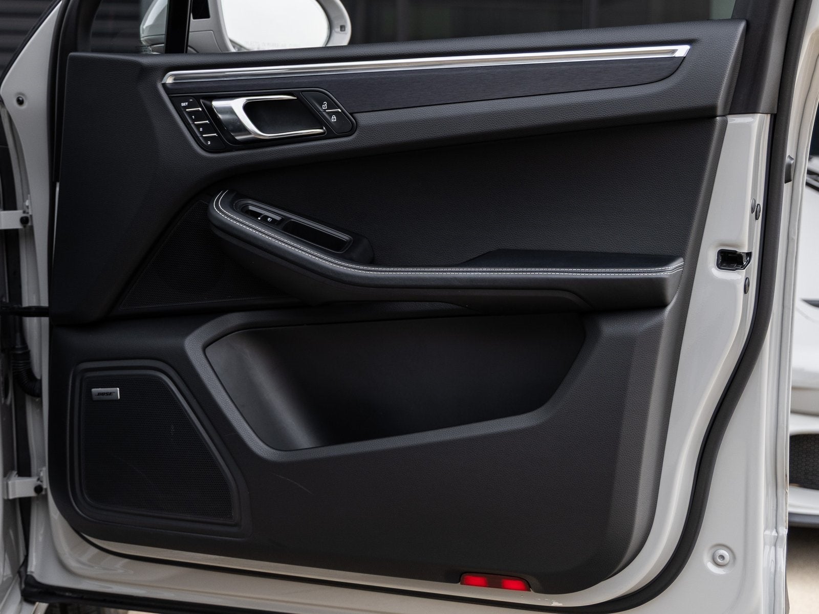 2023 Porsche Macan Macan GTS (MY23)