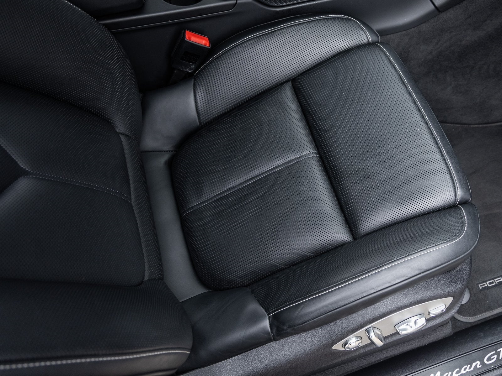 2023 Porsche Macan Macan GTS (MY23)