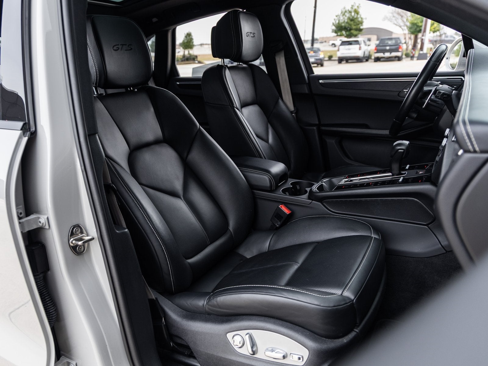 2023 Porsche Macan Macan GTS (MY23)