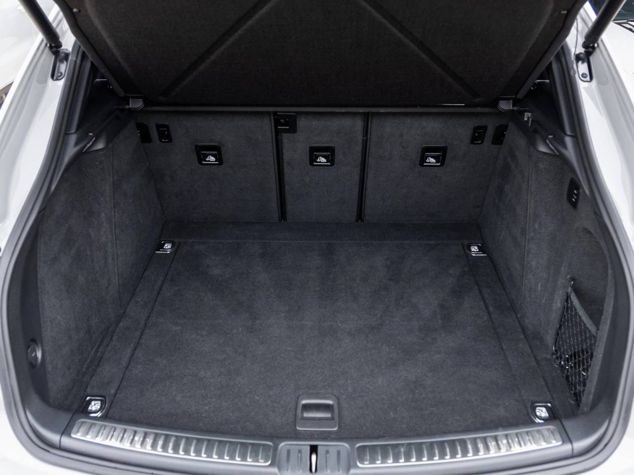 2023 Porsche Macan Macan GTS (MY23)