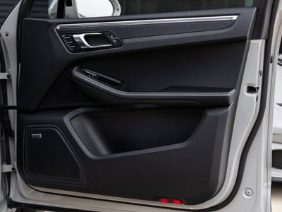 2023 Porsche Macan Macan GTS (MY23)