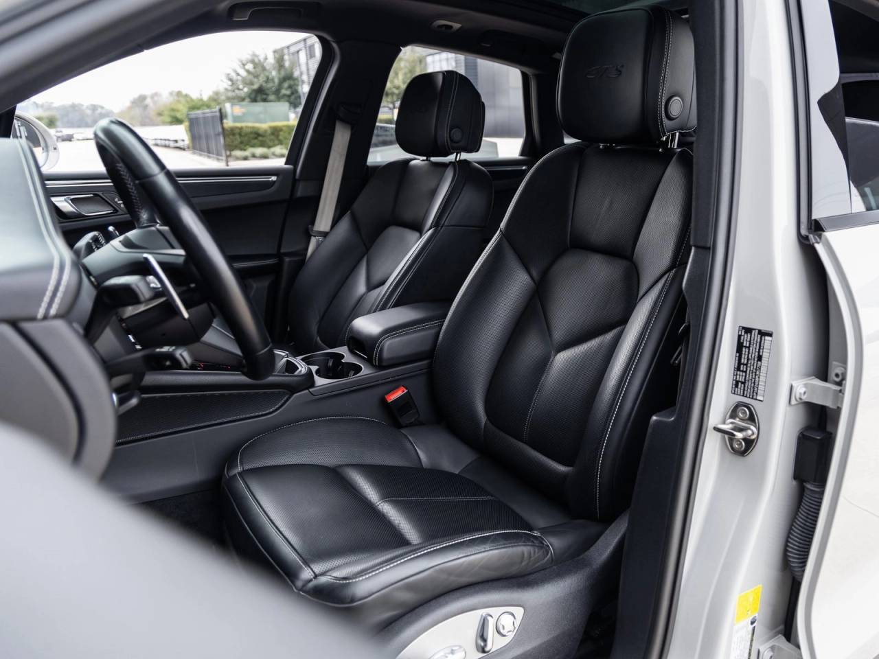 2023 Porsche Macan Macan GTS (MY23)