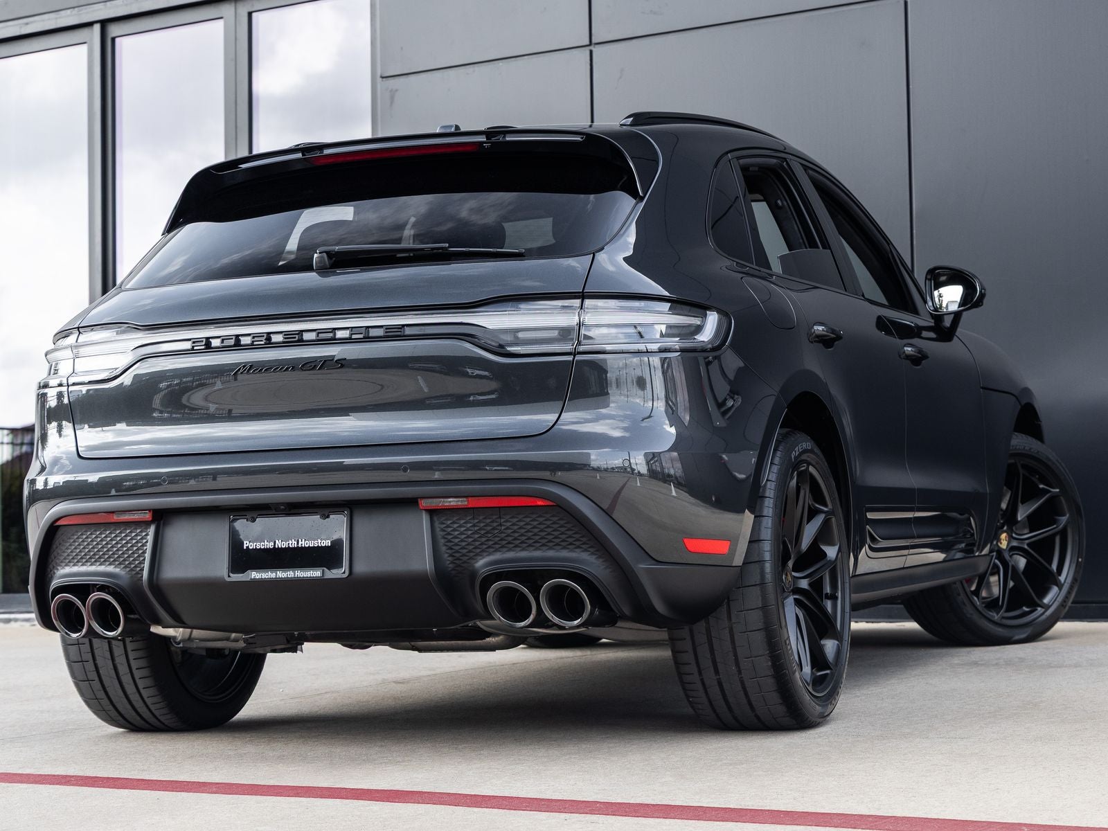 2026 Porsche Macan GTS