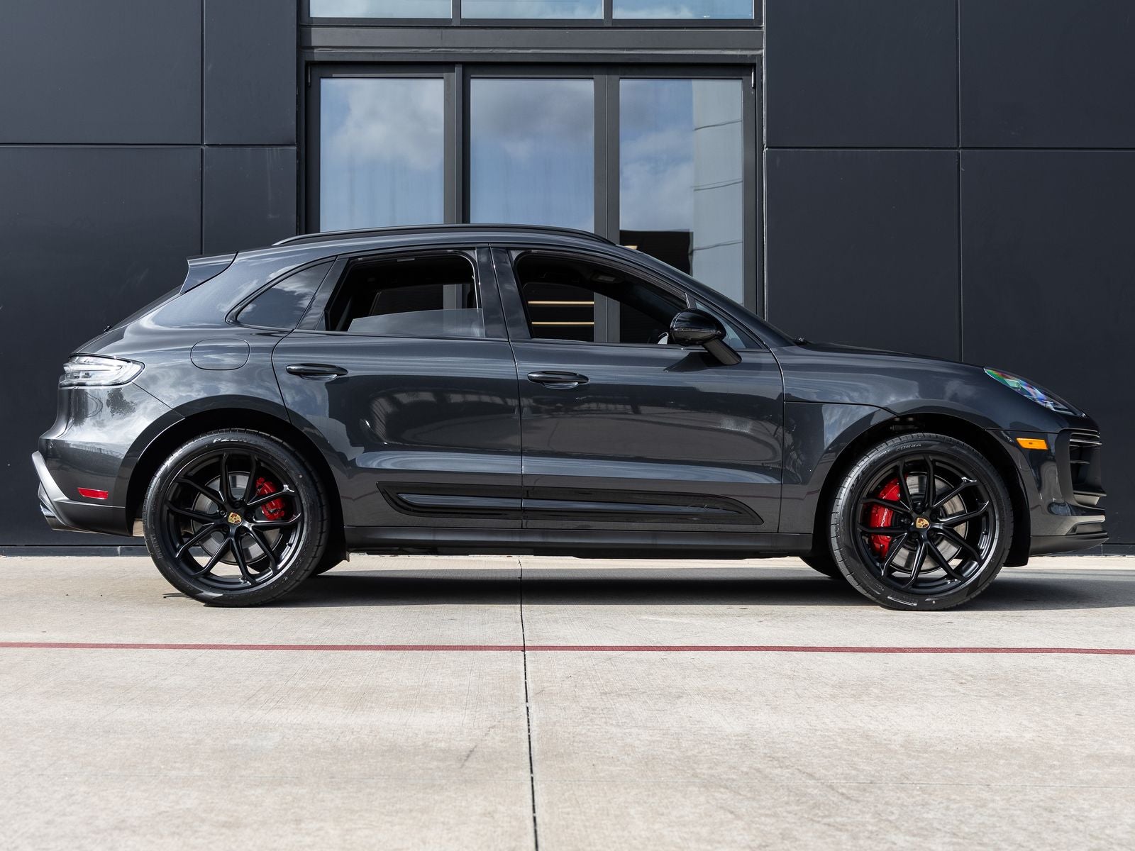 2026 Porsche Macan GTS