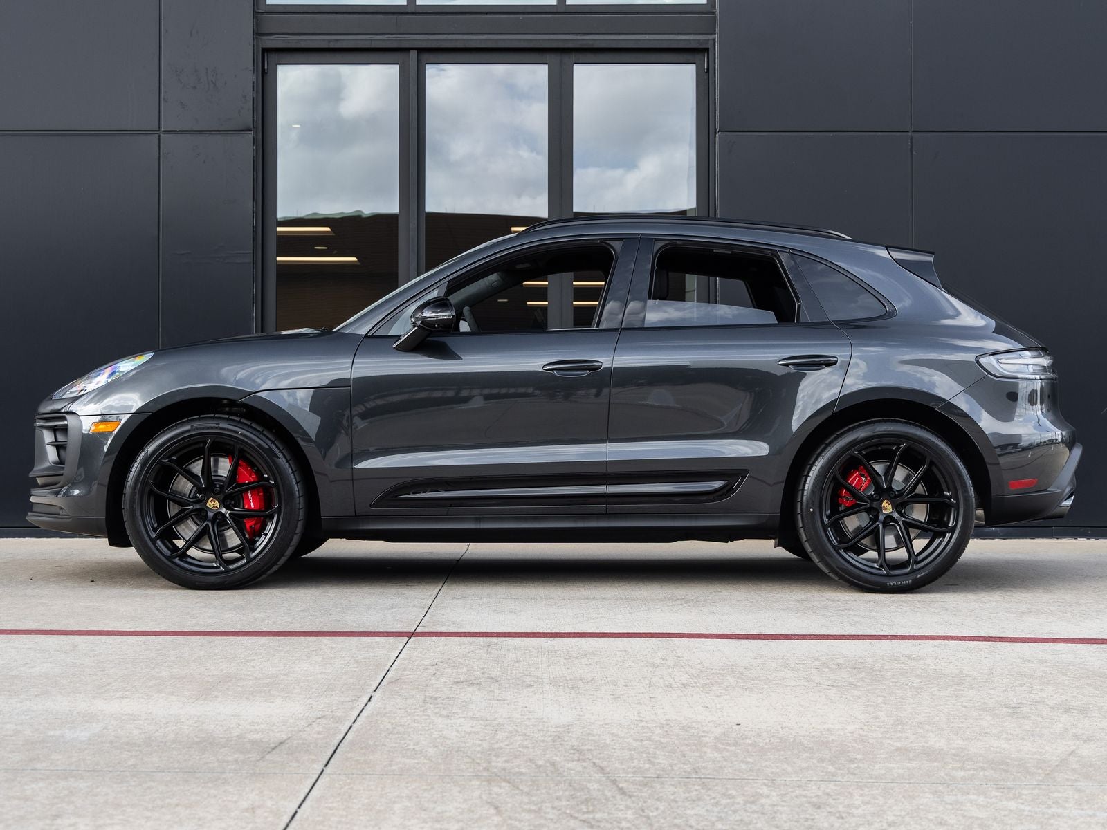 2026 Porsche Macan GTS