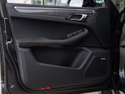 2026 Porsche Macan GTS