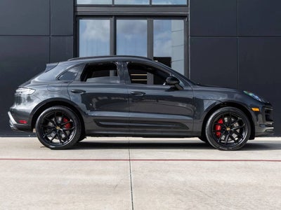 2026 Porsche Macan Macan GTS