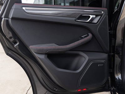 2026 Porsche Macan Macan GTS