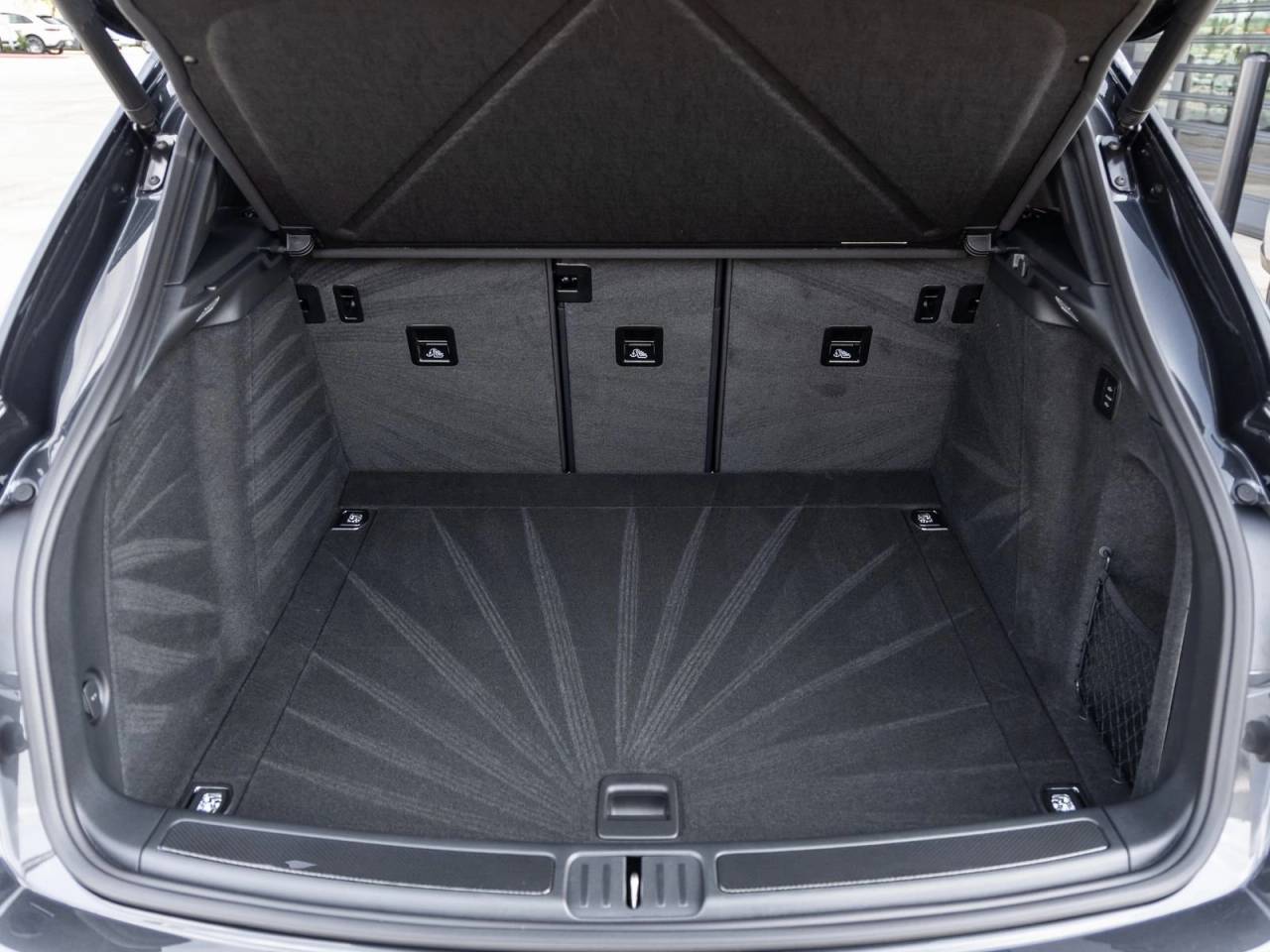 2026 Porsche Macan Macan GTS