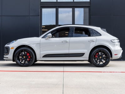 2026 Porsche Macan Macan GTS