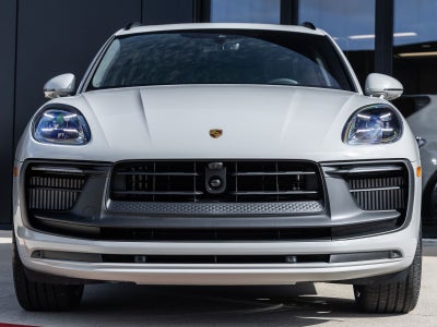 2026 Porsche Macan Macan GTS