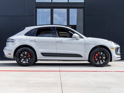 2026 Porsche Macan Macan GTS