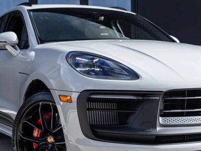 2026 Porsche Macan Macan GTS