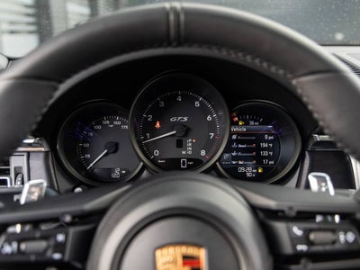 2026 Porsche Macan Macan GTS
