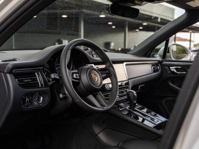 2026 Porsche Macan Macan GTS