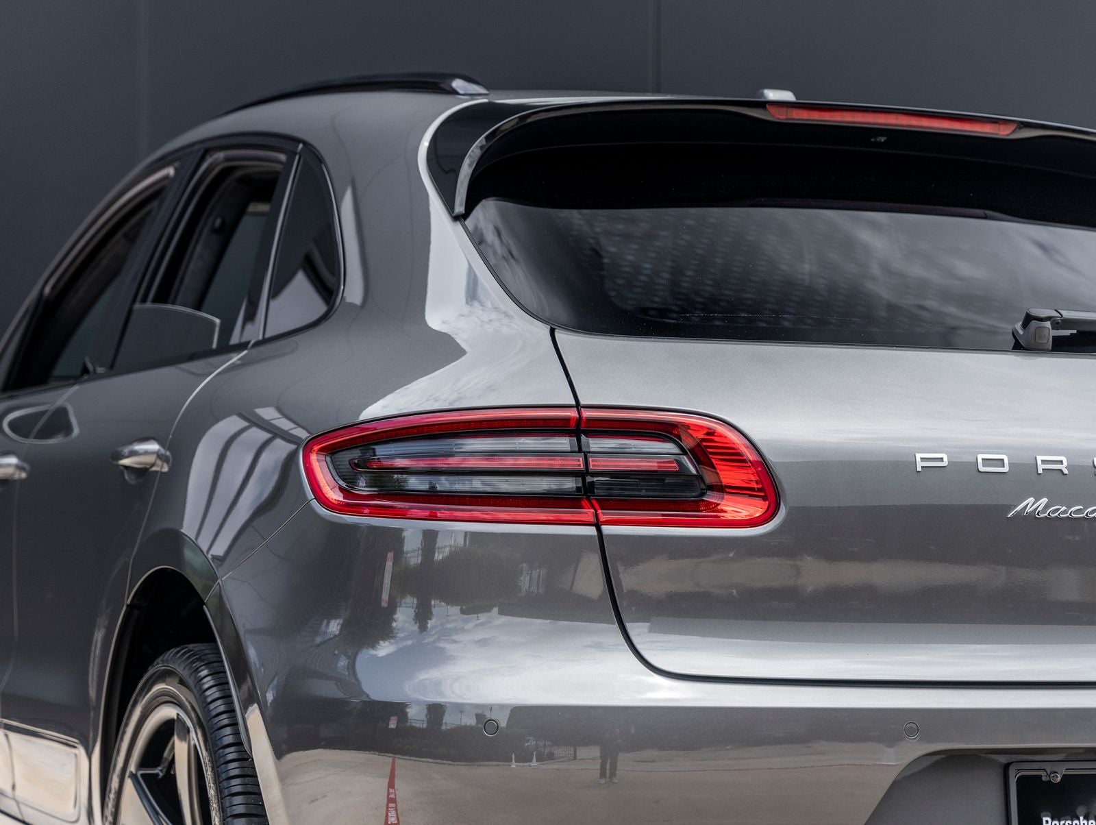 2017 Porsche Macan Turbo