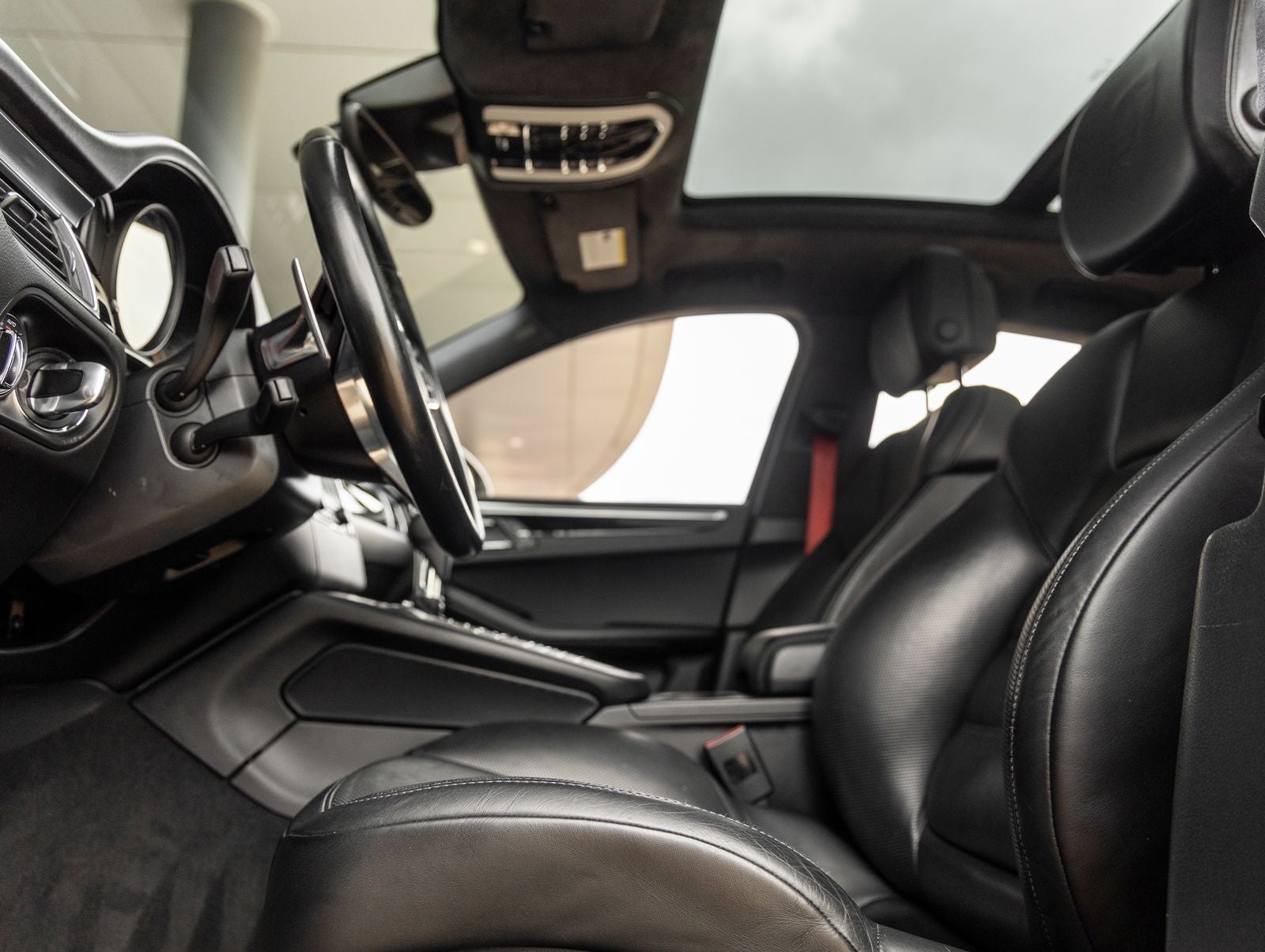2017 Porsche Macan Turbo