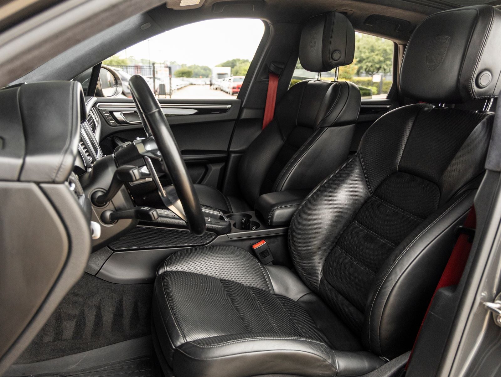 2017 Porsche Macan Turbo