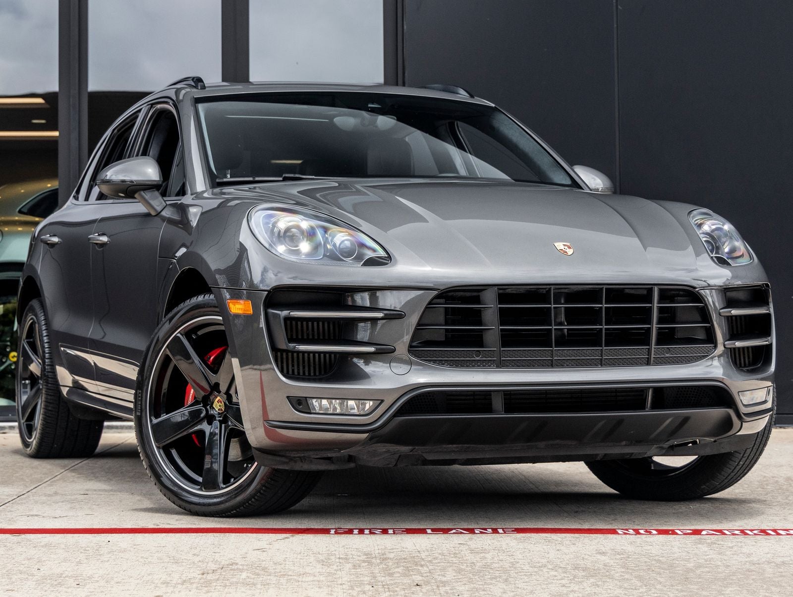 2017 Porsche Macan Turbo
