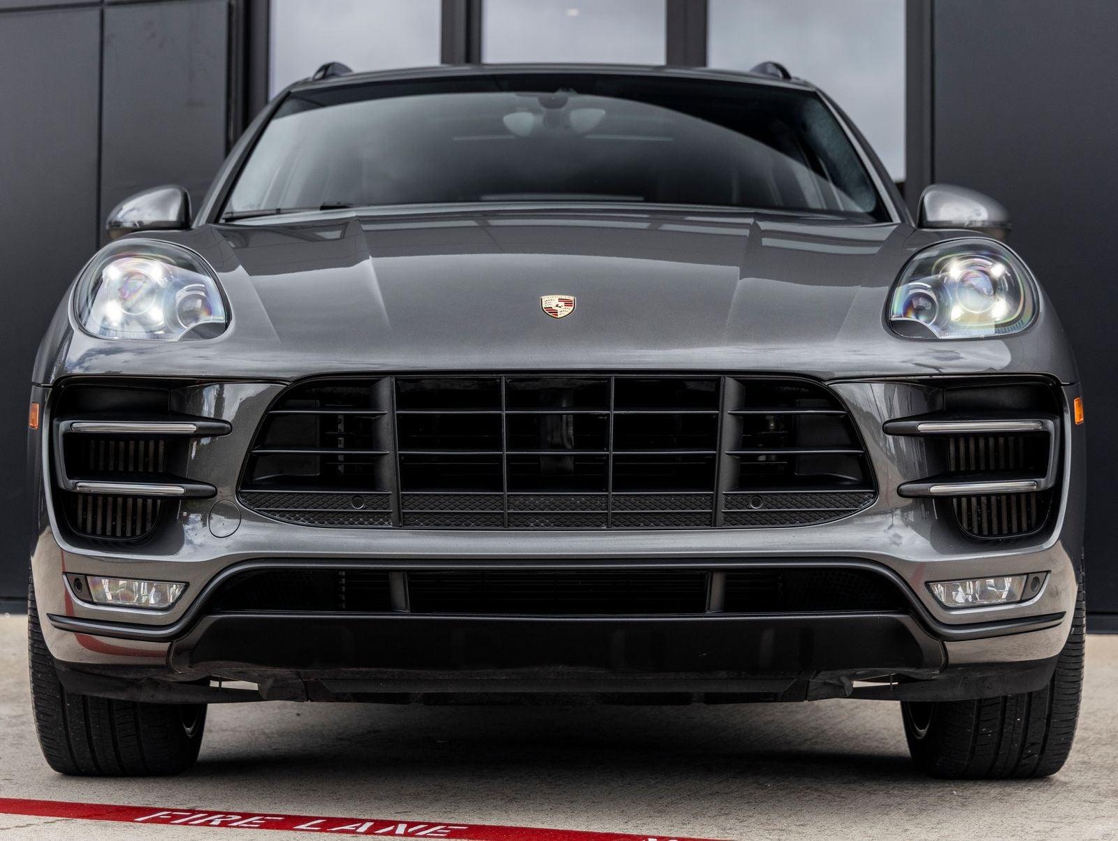 2017 Porsche Macan Turbo